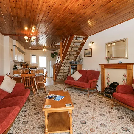 Lazey Holiday home *
